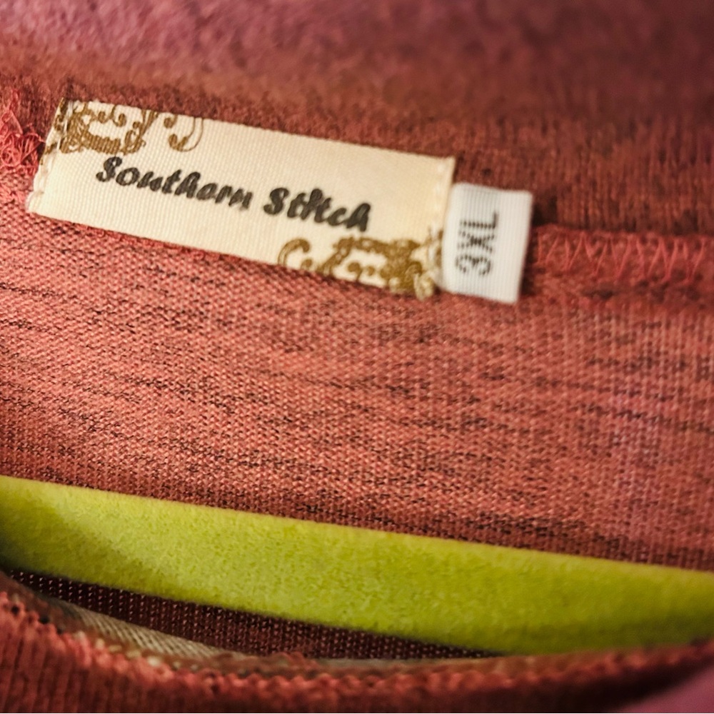 Women’s size 3xl Southern Stitch long sleeve shirt. Excellent condition. - Picture 2 of 3